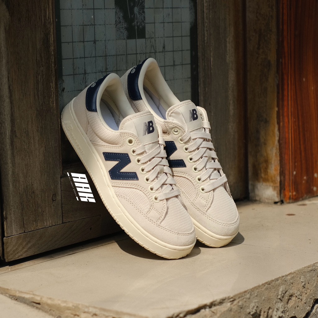 NEW BALANCE PRO COURT - BEIGE/NAVY