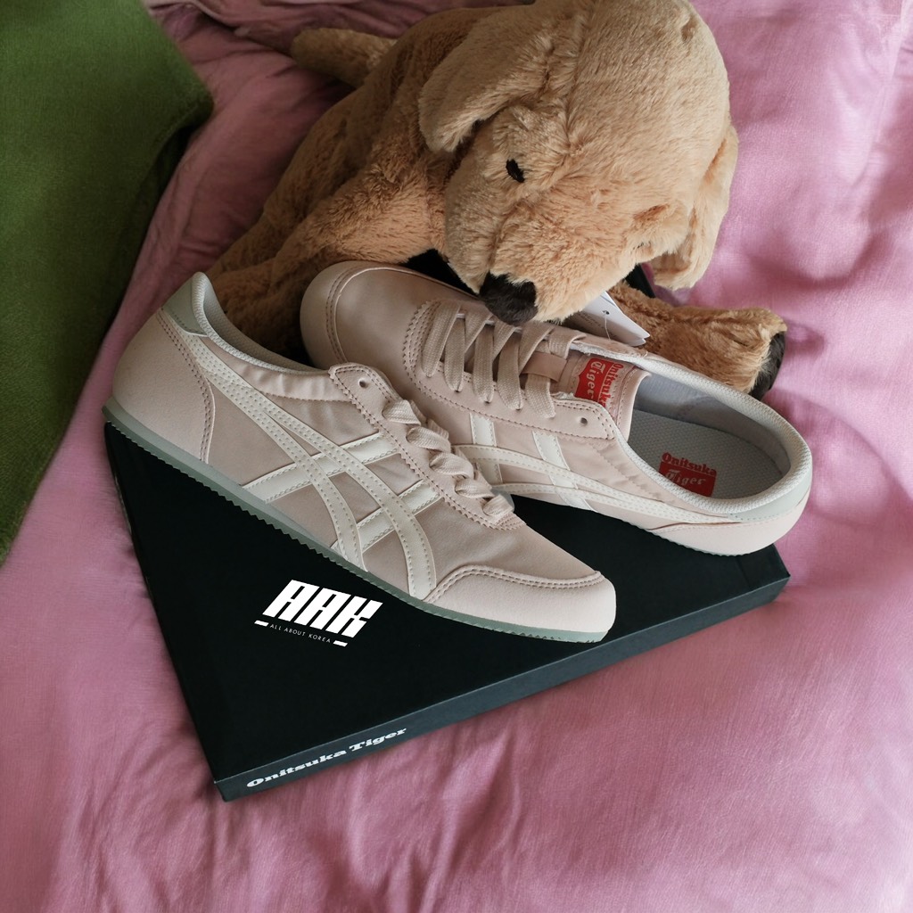 ONITSUKA TIGER TRACK TRAINER  (1183C136-250)