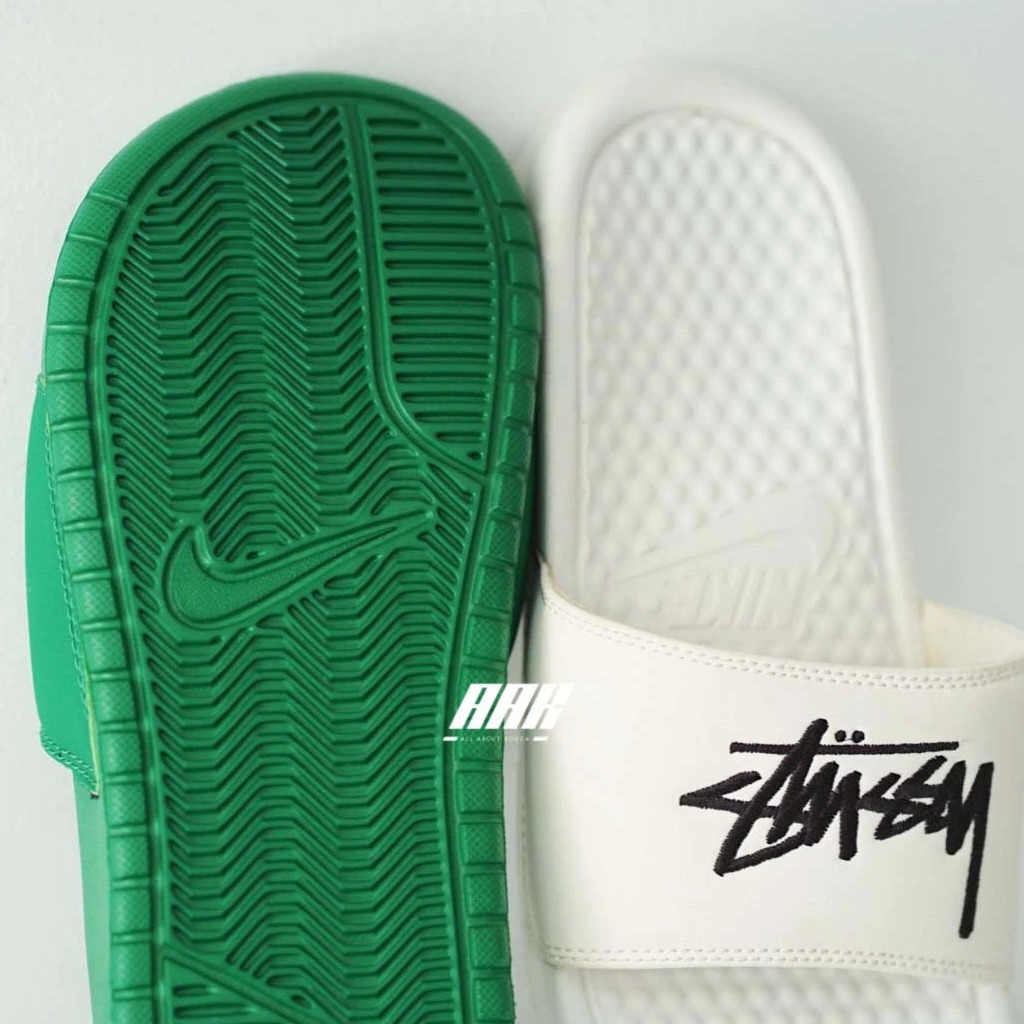 NIKE BENASSI STUSSY CREAM WHITE - DC5239 100