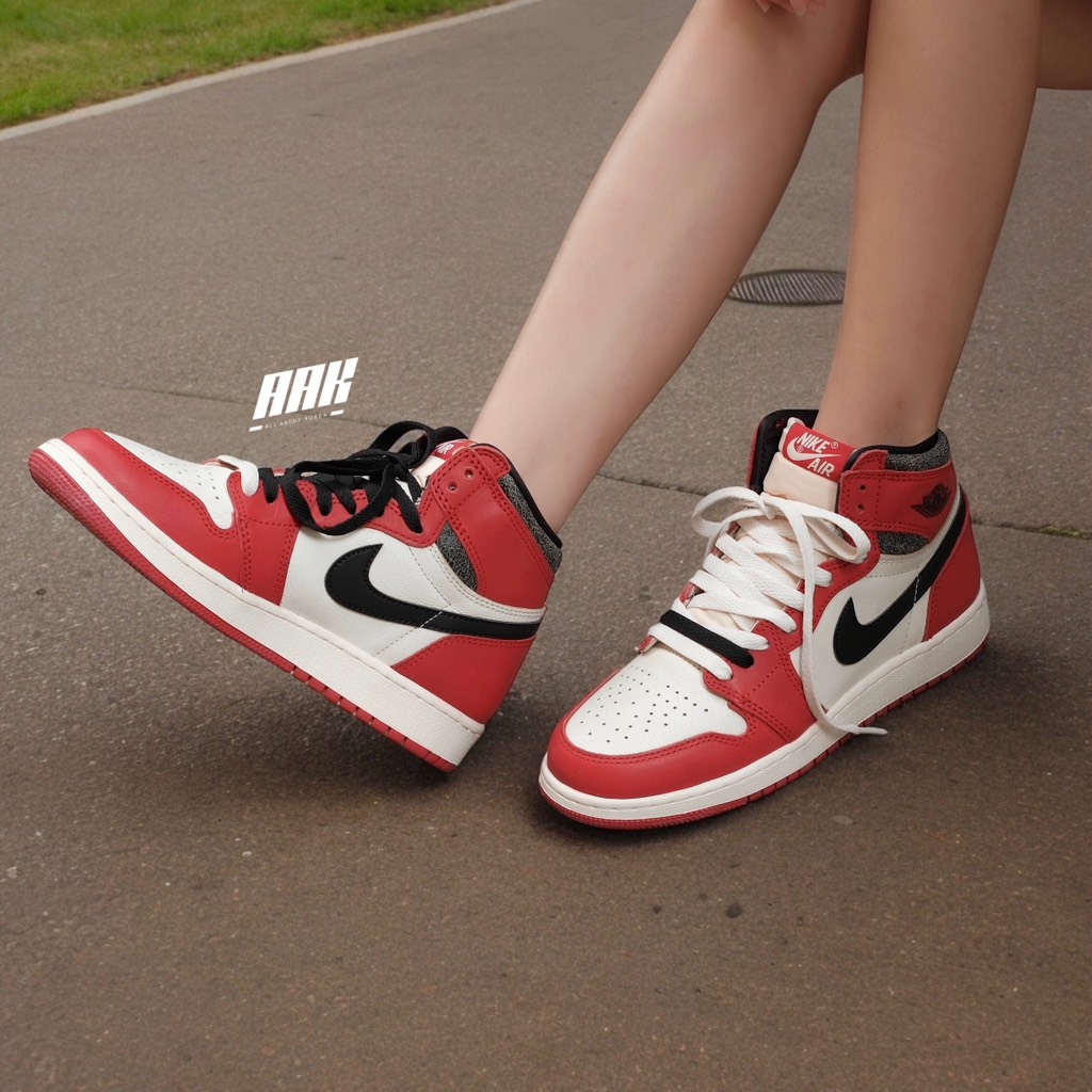 AIR JORDAN 1 RETRO HIGH OG CHICAGO 'LOST AND FOUND' (FD1437 612)