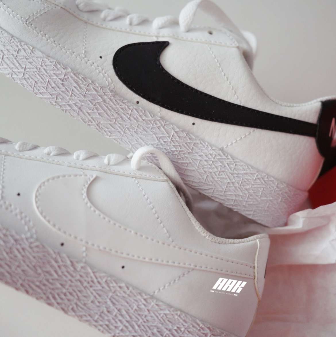 NIKE BLAZER LOW GS 555190 102