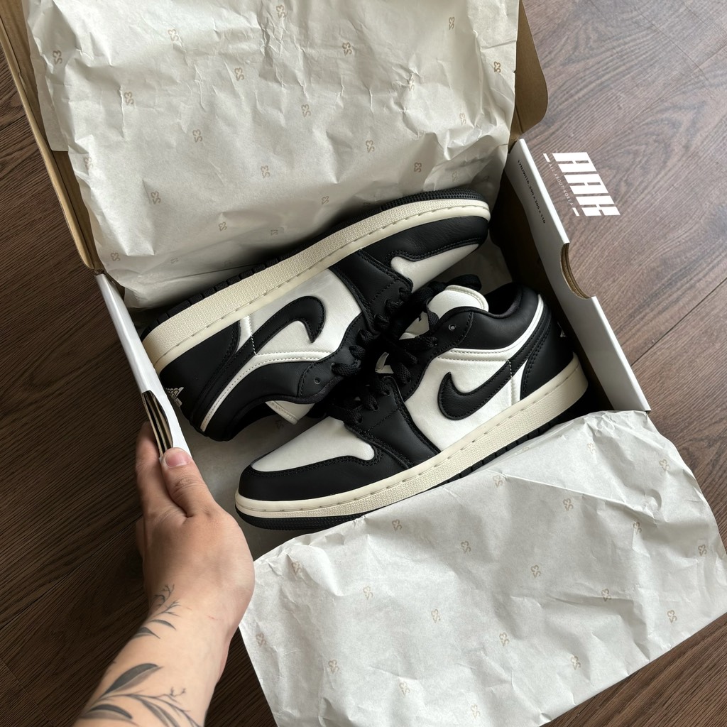 NIKE AIR JORDAN 1 LOW SE " VINTAGE PANDA " ( FB9893 101)