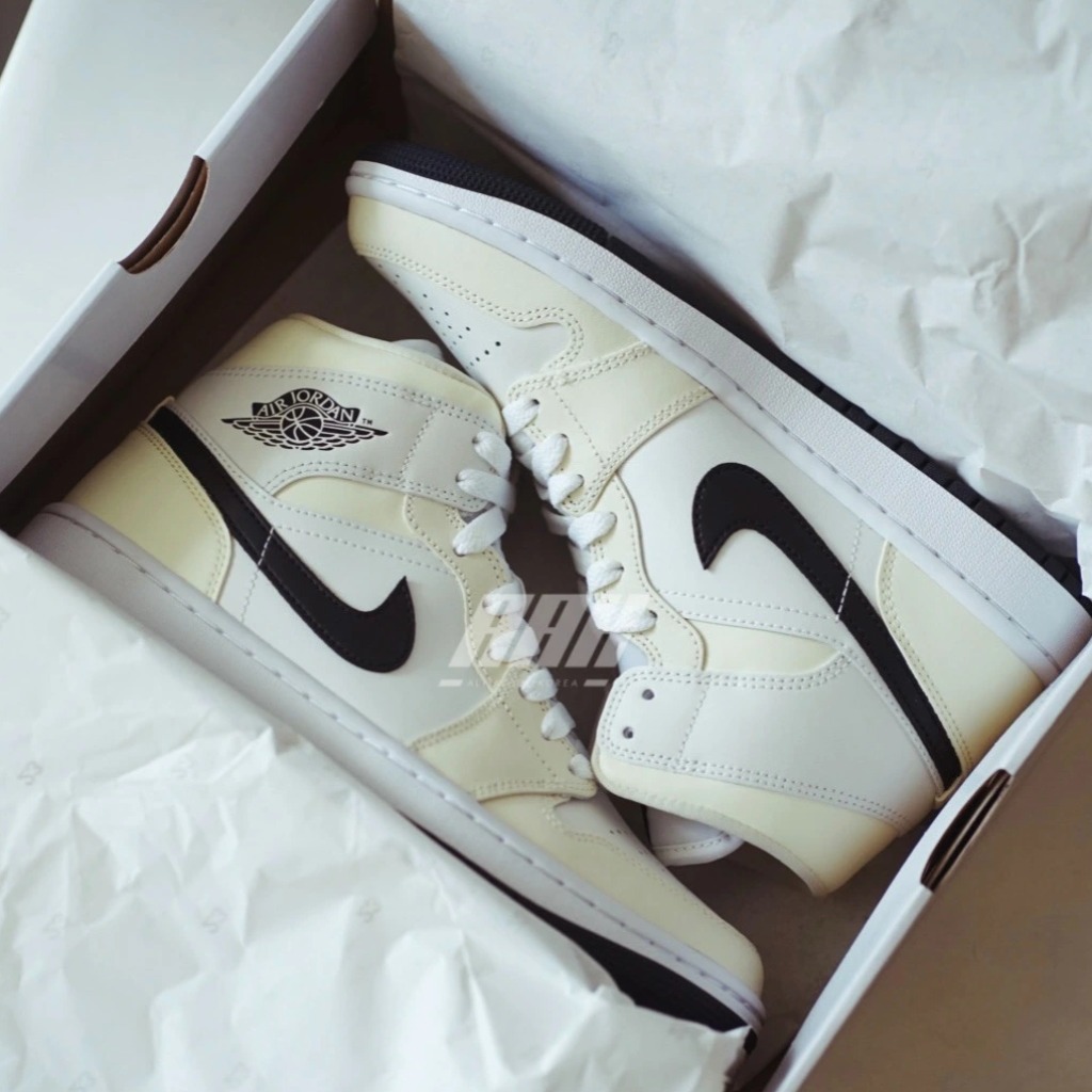 JORDAN 1 MID COCONUT MILK - BQ6472 121