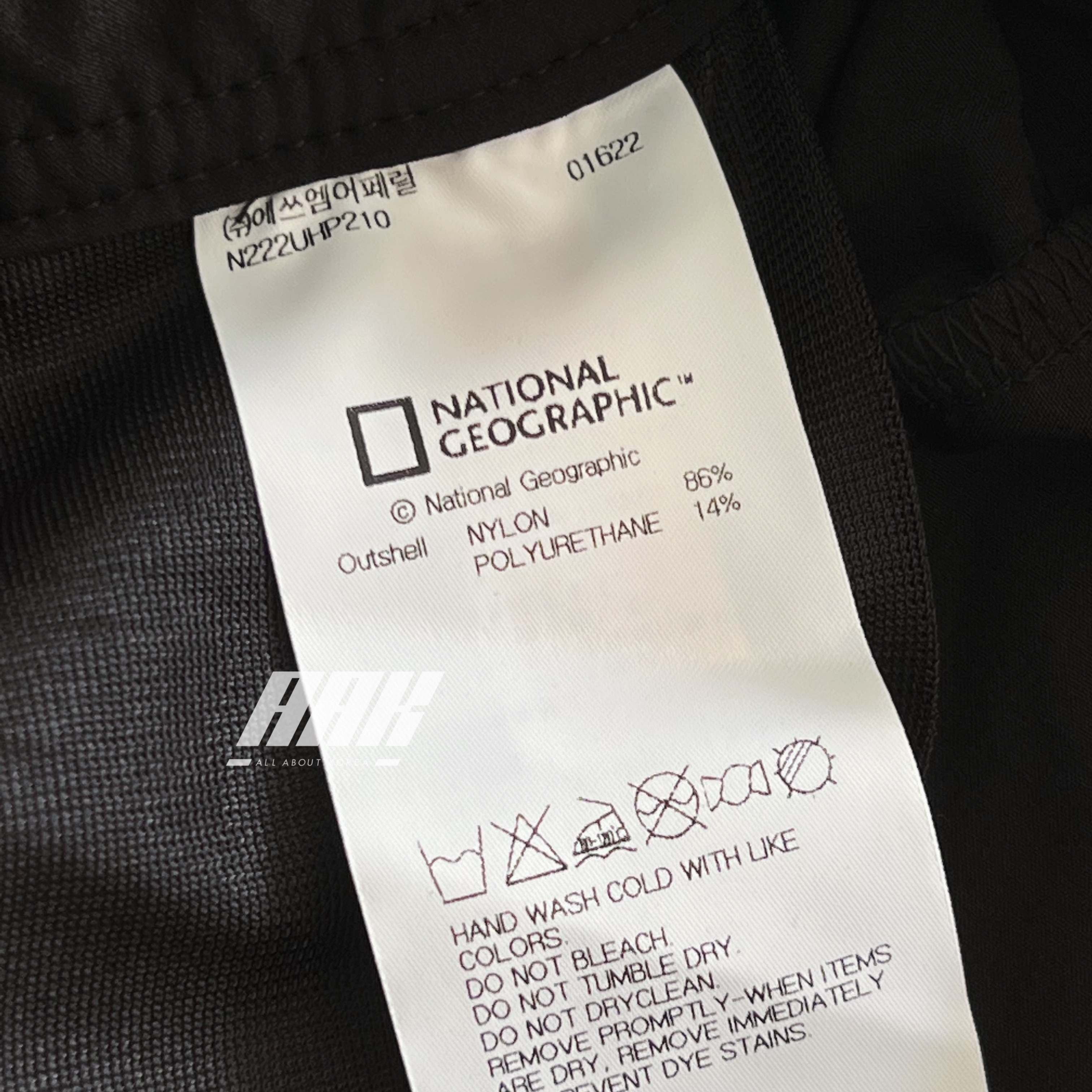 NATIONAL GEOGRAPHIC HALF PANTS CARBON BLACK