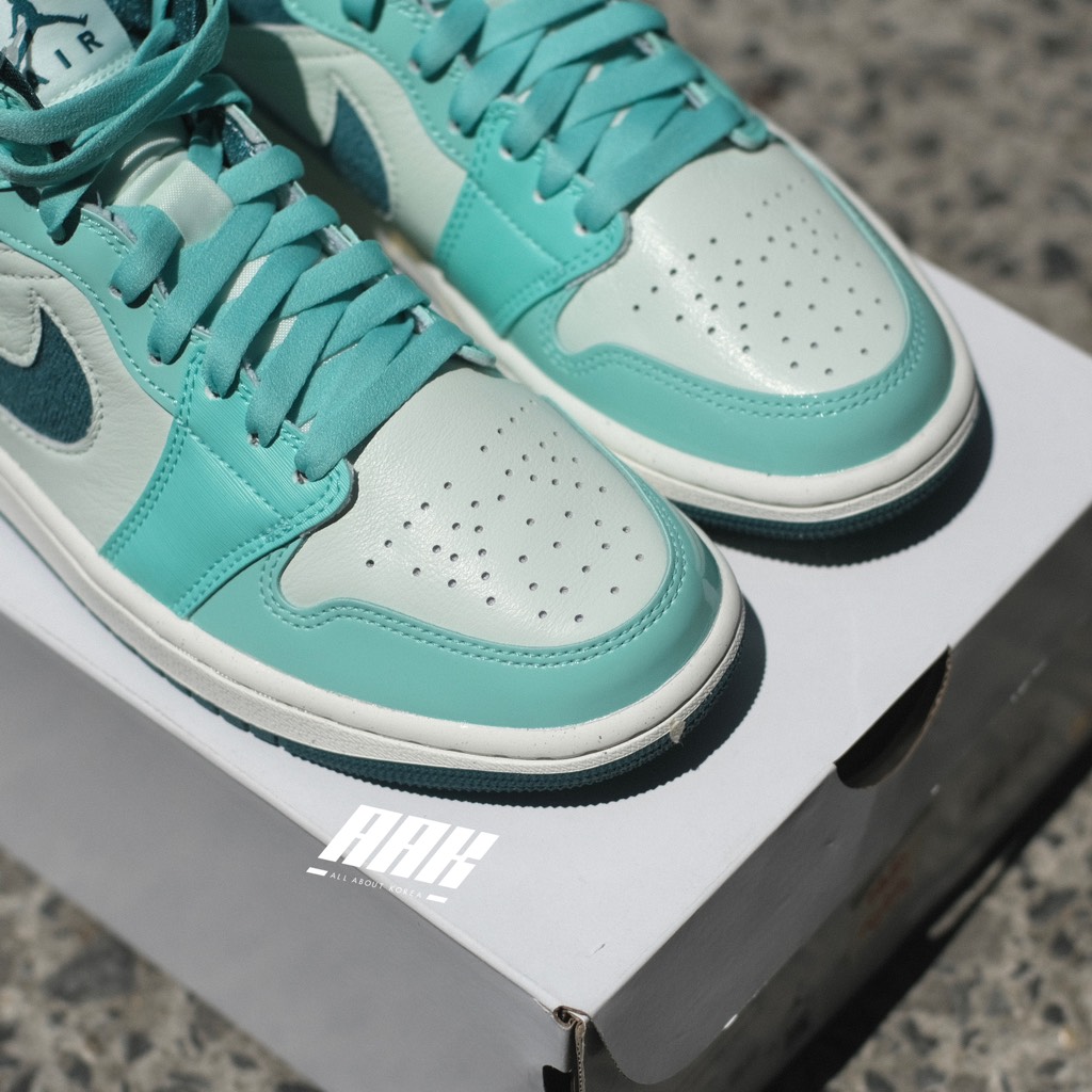 AIR JORDAN 1 MID BLEACHED TURQUOISE (DZ3745 300)