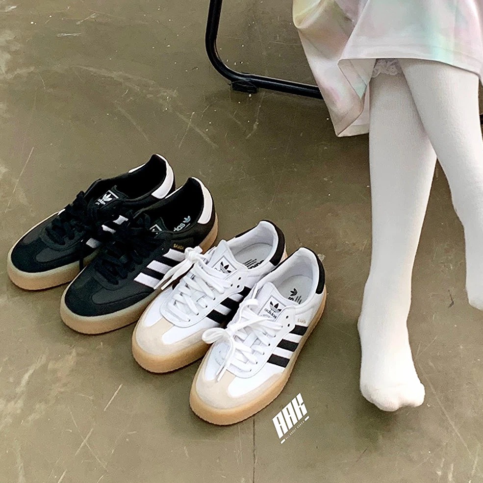 SAMBAE W / CLOUD WHITE (IG5744)