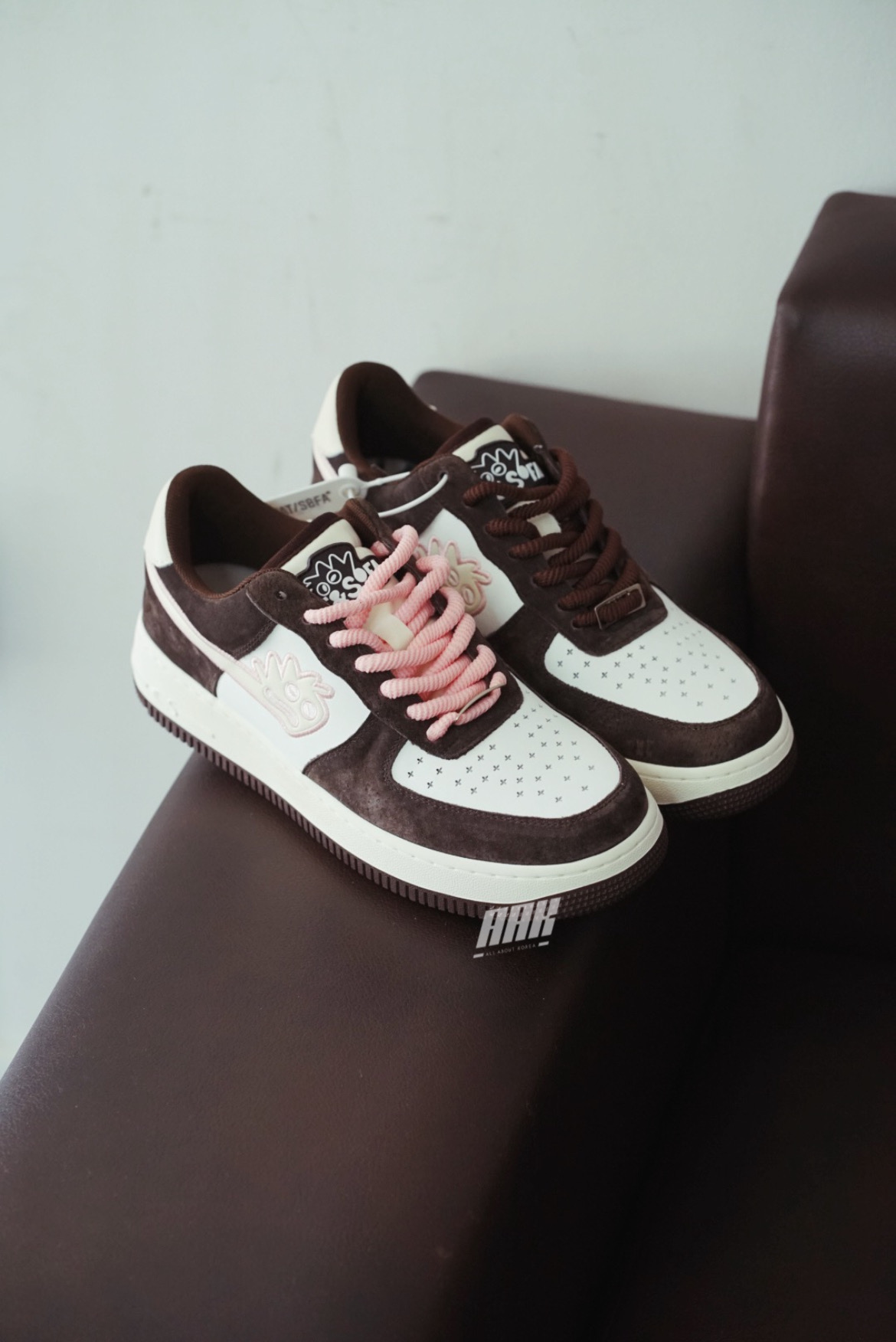 Cat&Sofa Sneakers 'Mocha' AC219