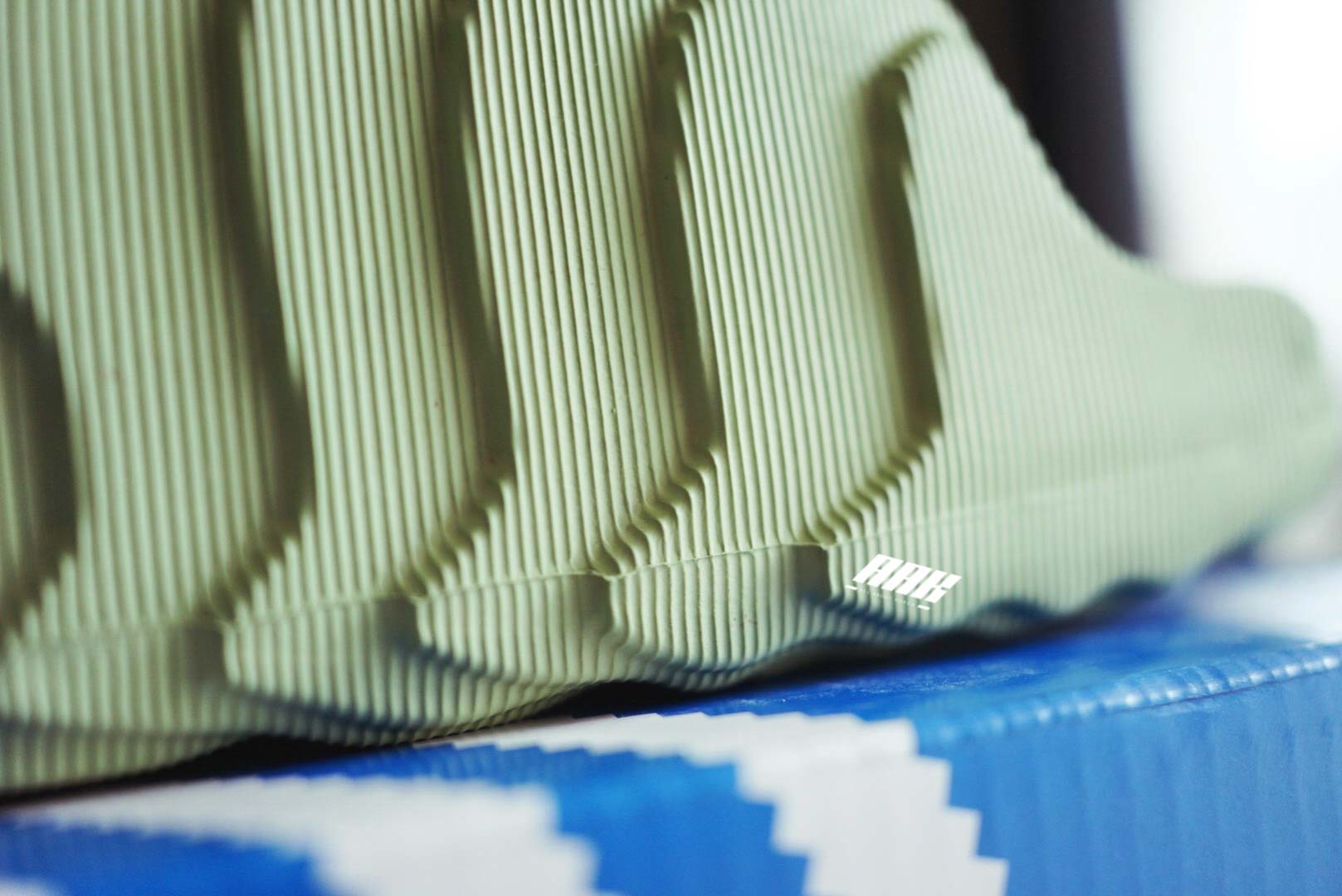 ADIDAS ADILETTE 22 'Magic Lime' - GX6946