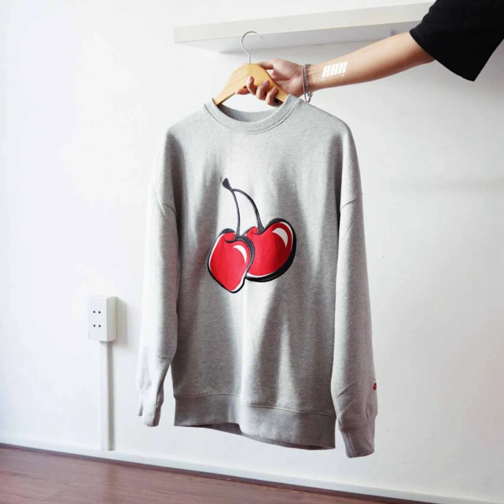 KIRSH BIG CHERRY SWEATSHIRT - FREESIZE