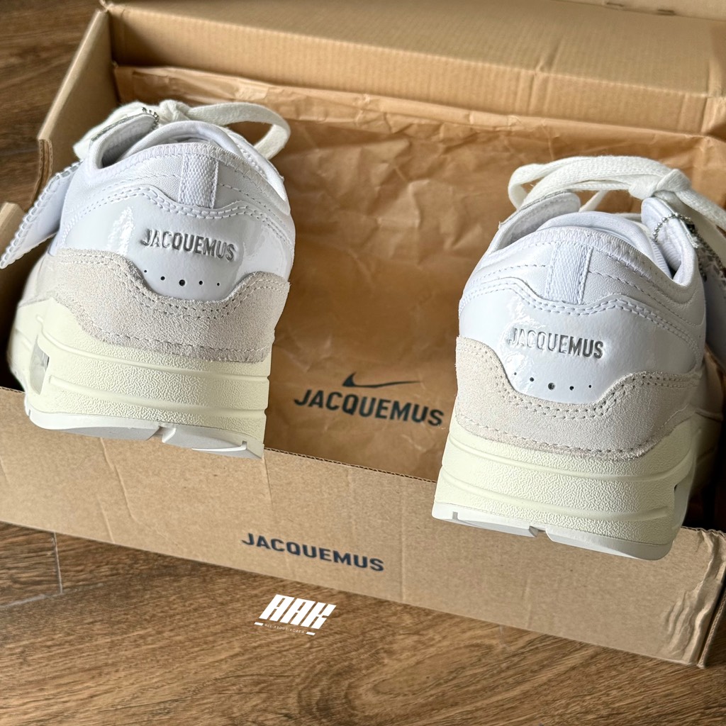 NIKE AIR MAX 1 SP x JACQUEMUS 'SUMMIT WHITE (HM6690 100)