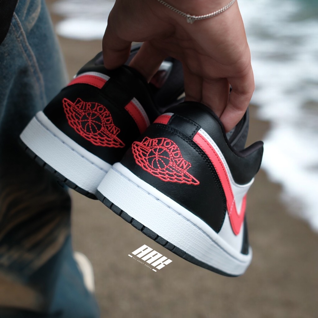 JORDAN 1 LOW BLACK SIREN RED - DC0774 004