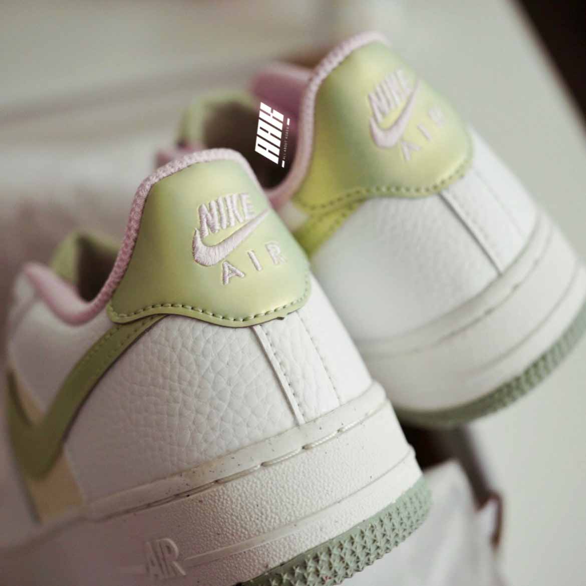 AIR FORCE 1 LV8 Honey Drew - DQ0360 100