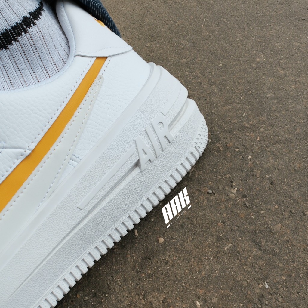 NIKE AIR FORCE 1 "YELLOW OCHRE"  (DJ9946 102)