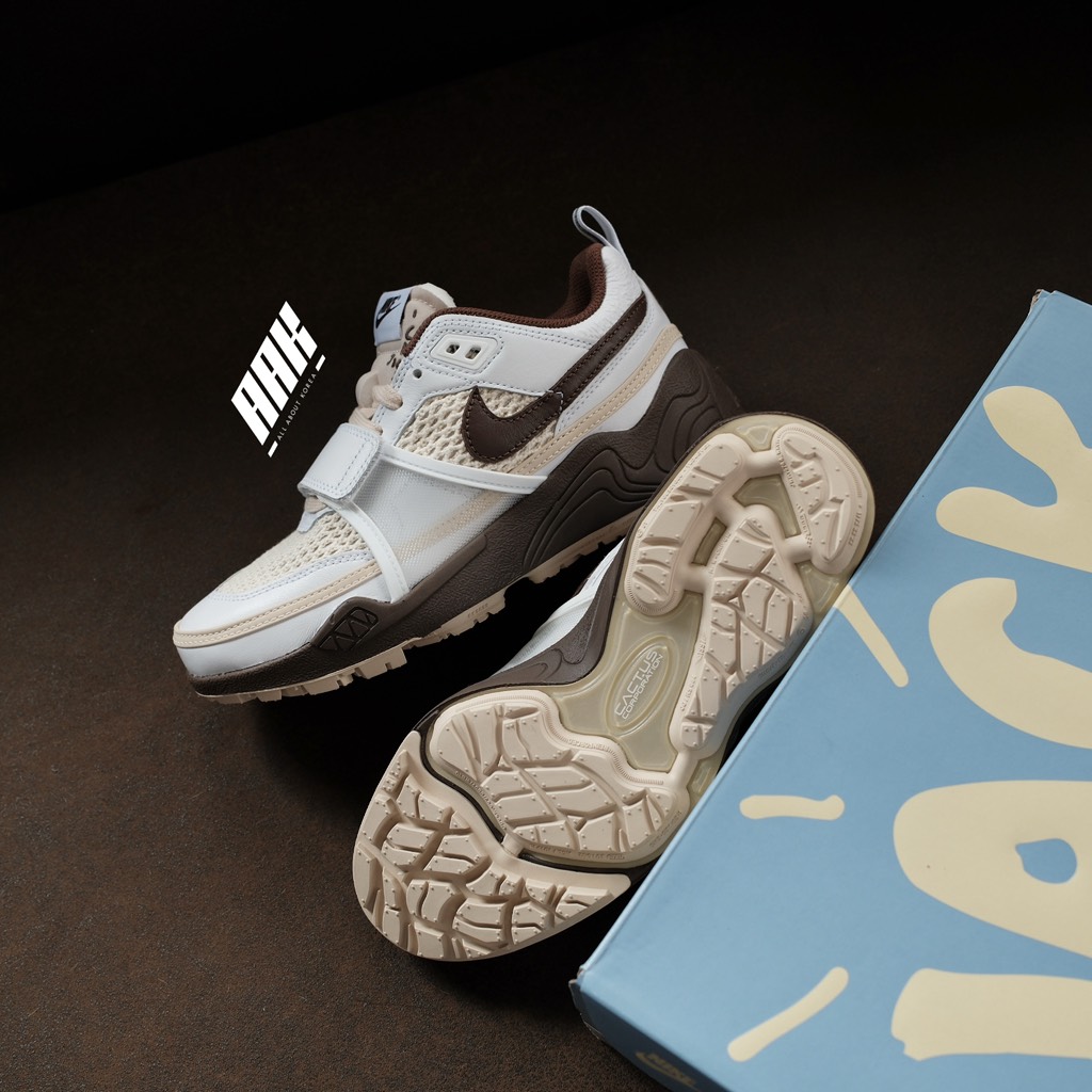 TRAVIS SCOTT X NIKE ZOOM FIELD JAXX  (HQ3073 100)