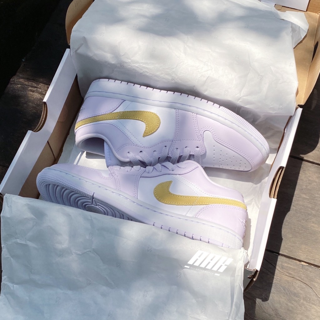 JORDAN 1 LOW BARELY GRAPE - DDC0774 501