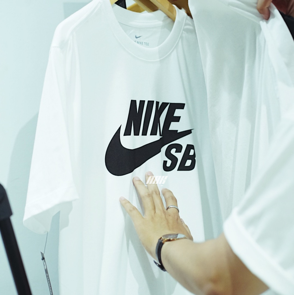 NIKE SB DRI-FIT TEE-AR4209 100 WHITE