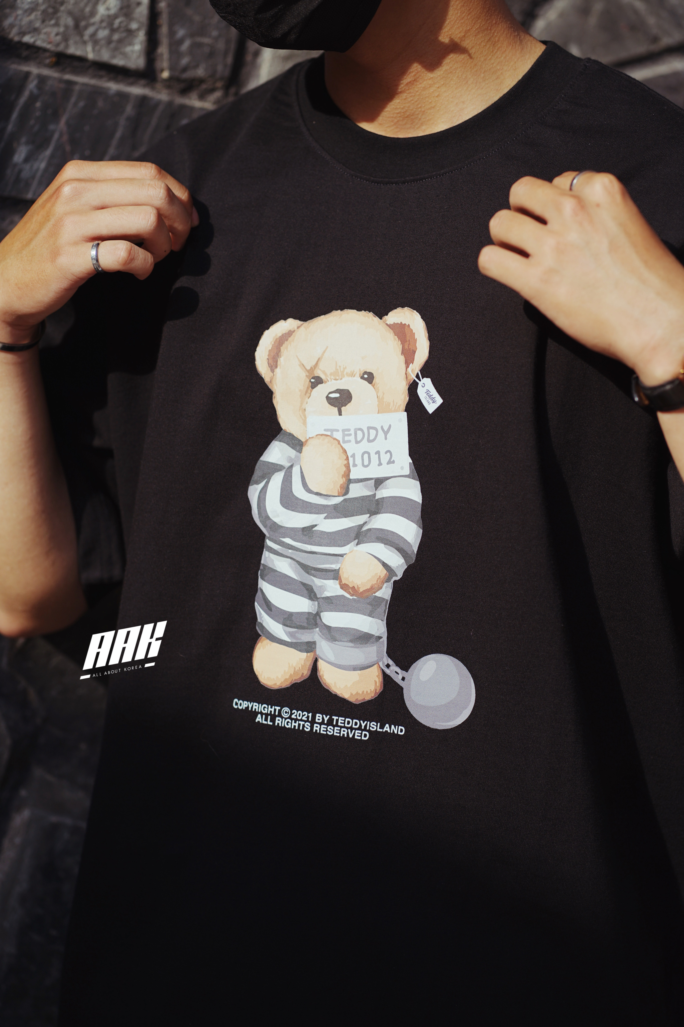 Teddy Island T-shirts 'In Prison'