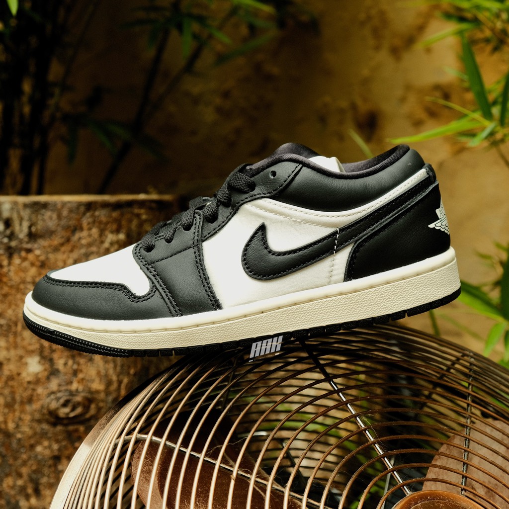 NIKE AIR JORDAN 1 LOW SE " VINTAGE PANDA " ( FB9893 101)