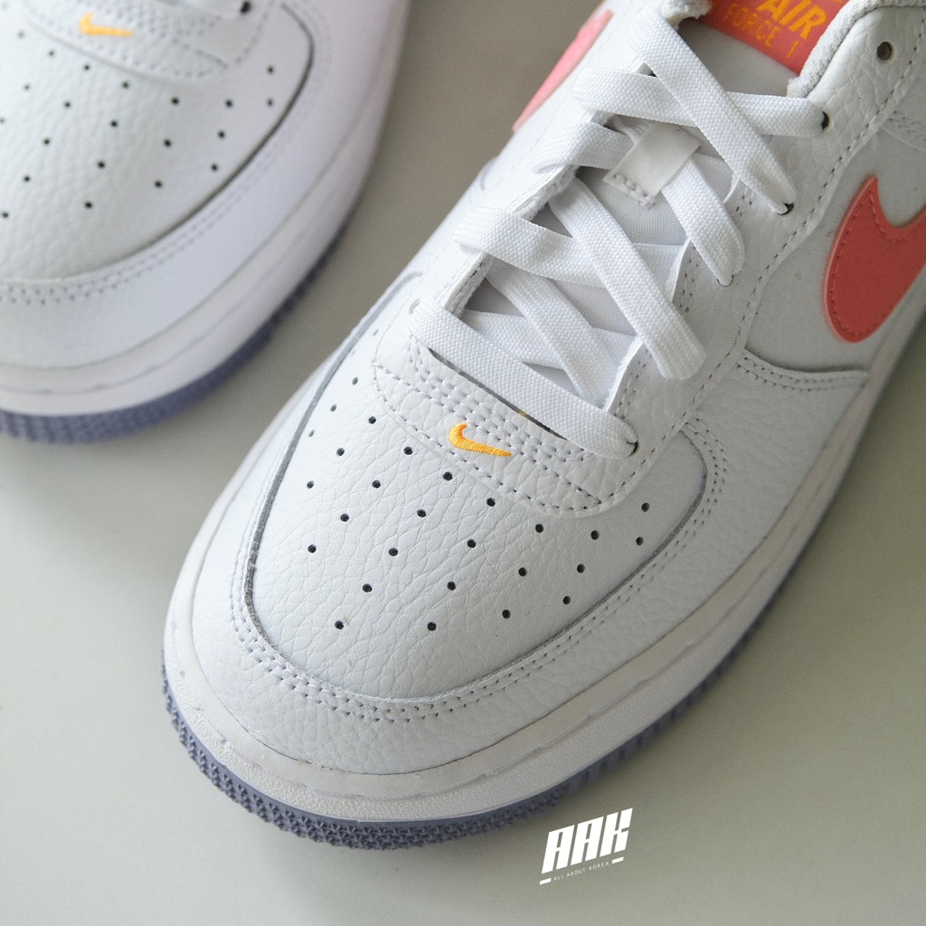 NIKE AIR FORCE 1 LOW CORAL CHALK LASER ORANGE (GS) - DV7762-100