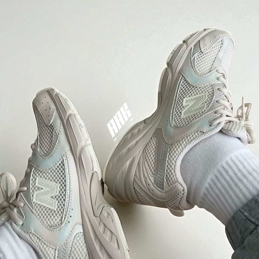 New Balance 530 Ivory Beige (MR530AA1)