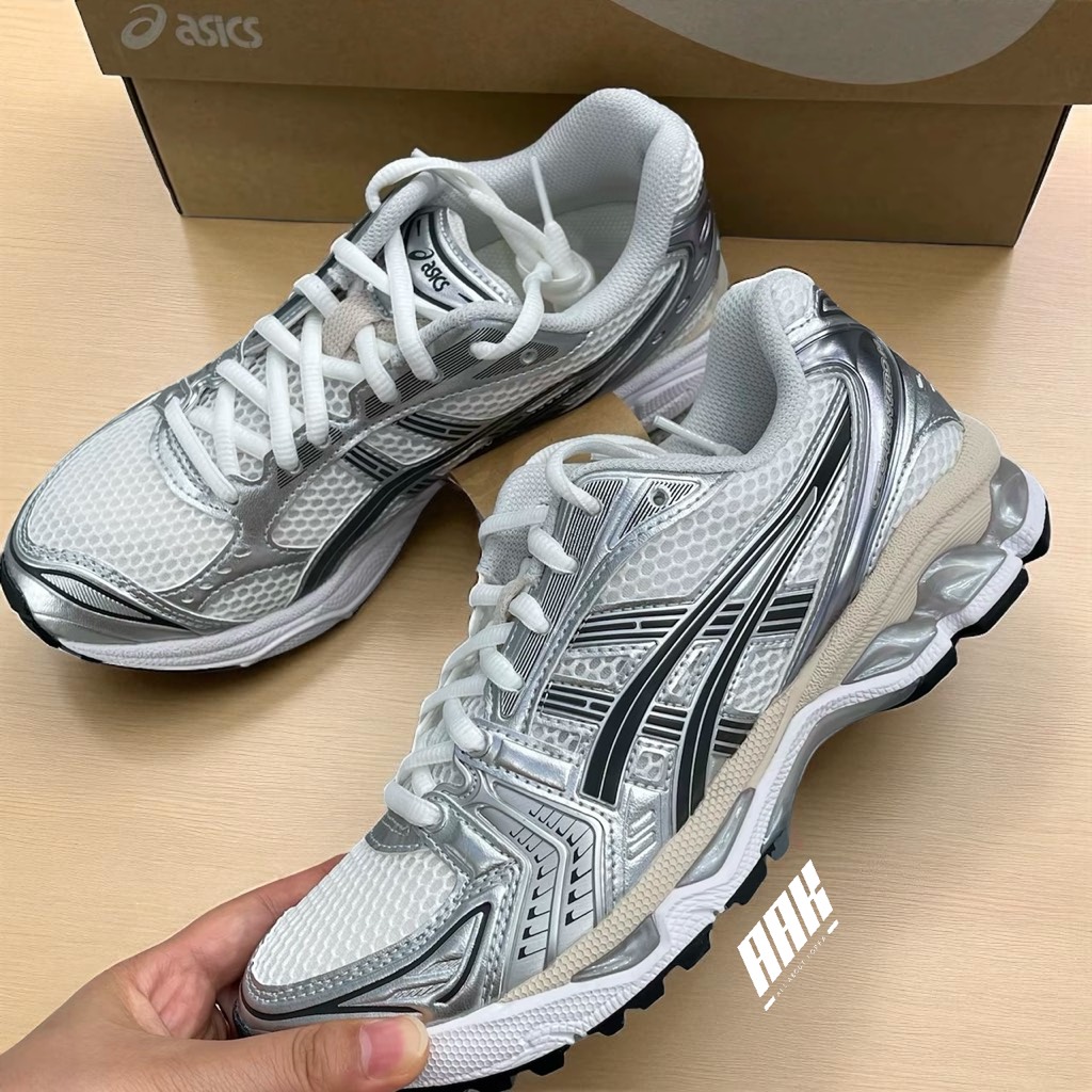 ASICS Gel-Kayano 14 ‘White Graphite Grey’ (1203A537-110)