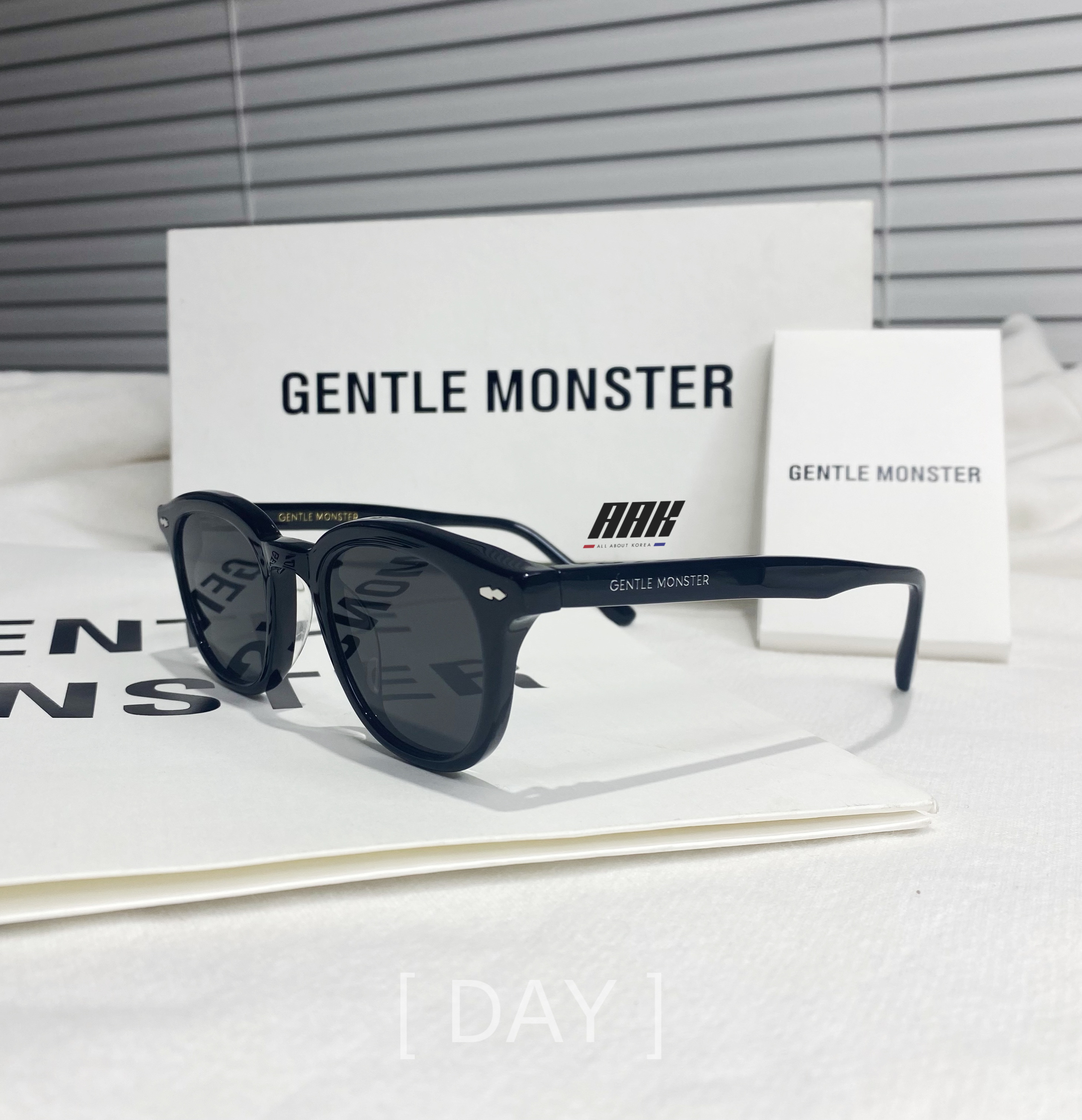 GENTLE MONSTER DAY 01