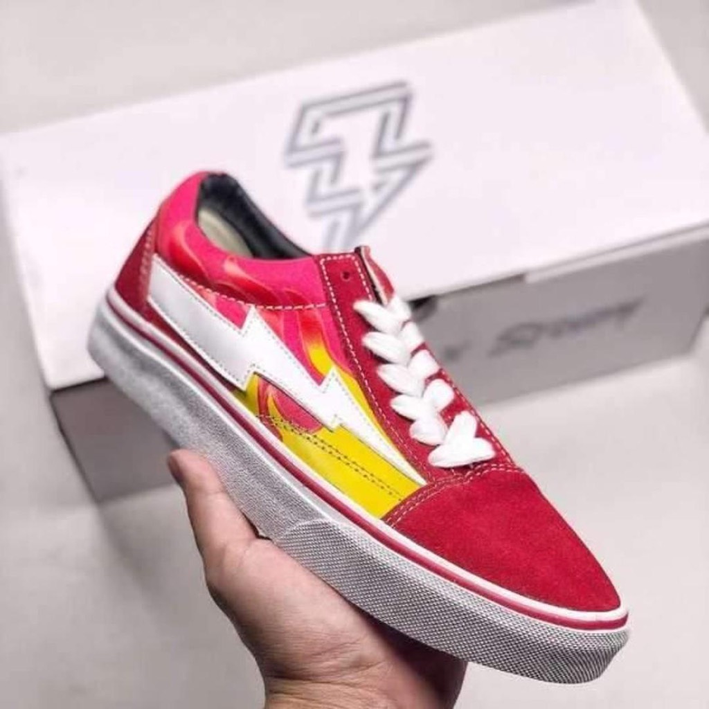 REVENGE X STORM RS588977 002RD