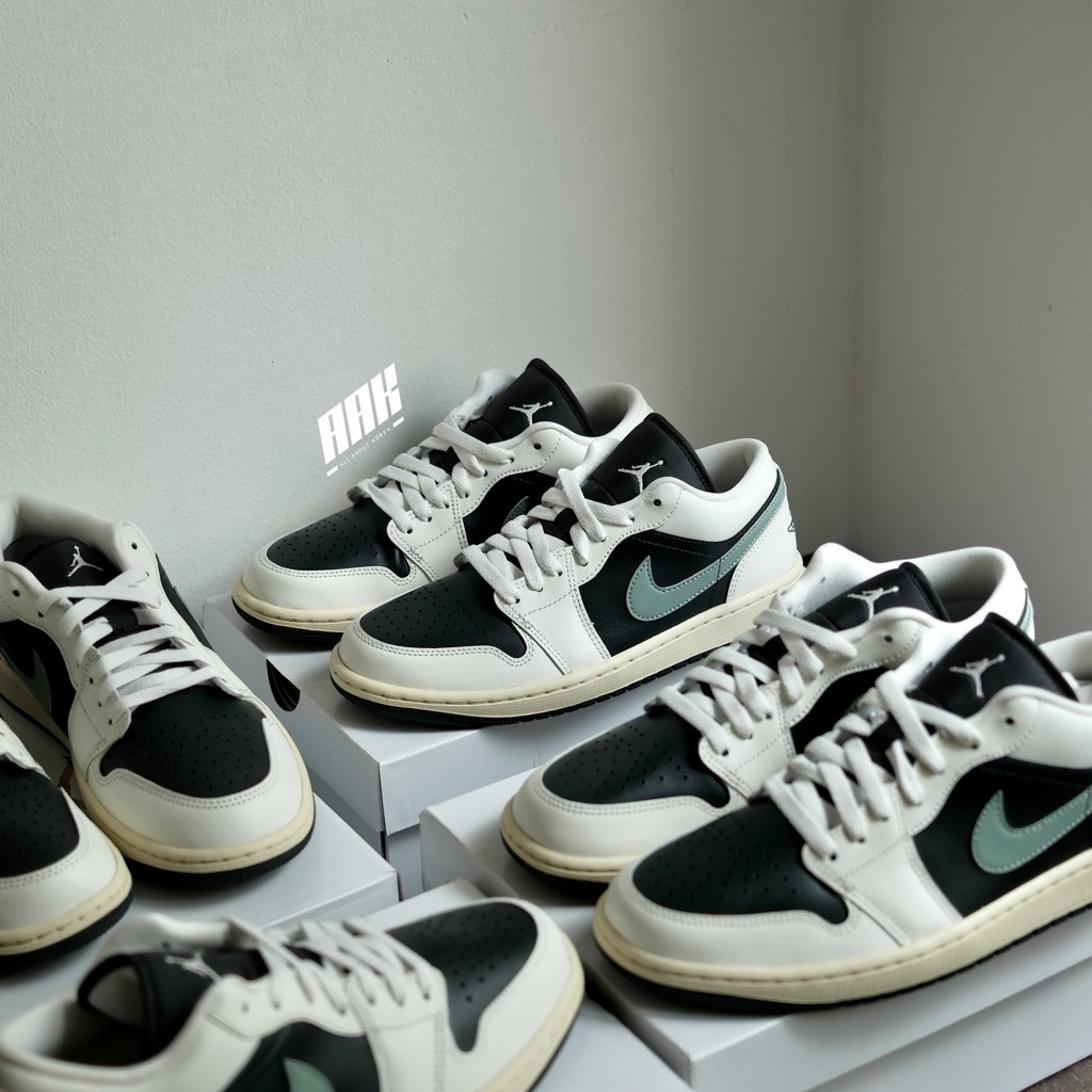 NIKE AIR JORDAN 1 LOW 'JADE SMOKE’ -DC0774 001