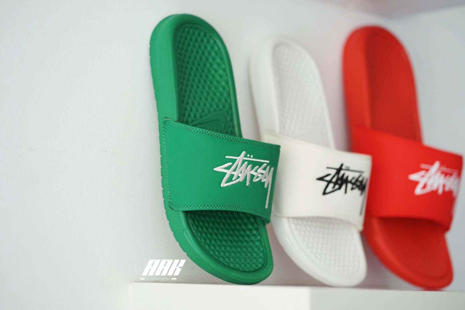 BENASSI X STUSSY HABANERO RED - CW2787 600