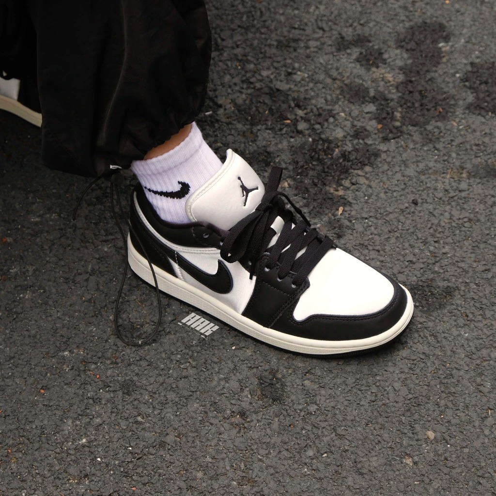 NIKE AIR JORDAN 1 LOW SE " VINTAGE PANDA " ( FB9893 101)