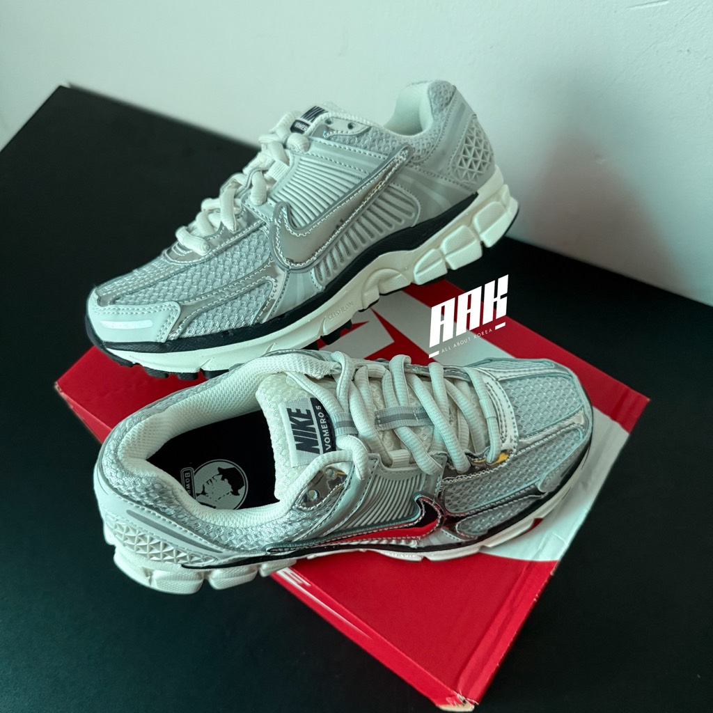 Nike Air Zoom Vomero 5 ‘Photon Dust Metallic Silver’ (FD0884-025)