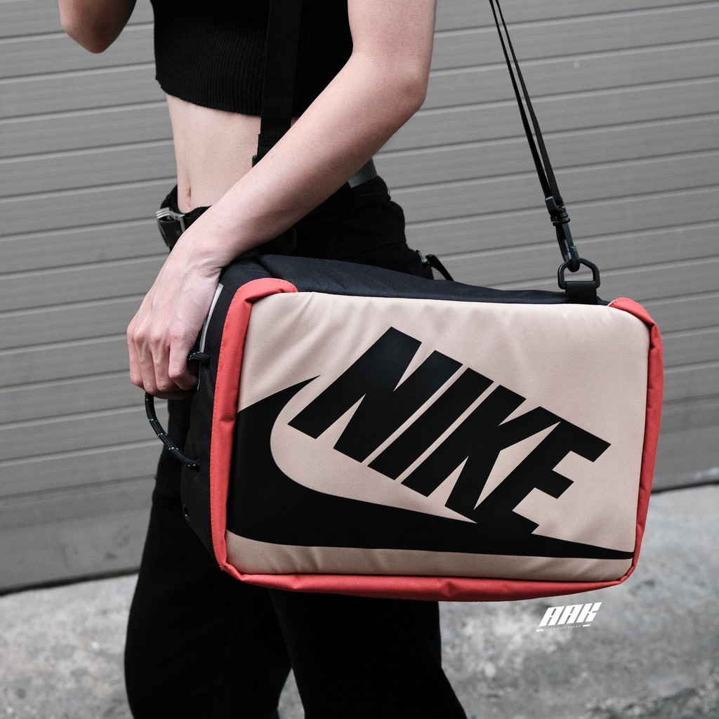 NIKE SHOES BOX BAG - BEIGE