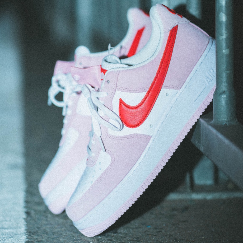 AF1 07 QS VALENTINE'S DAY LOVE LETTER - DD3384 600