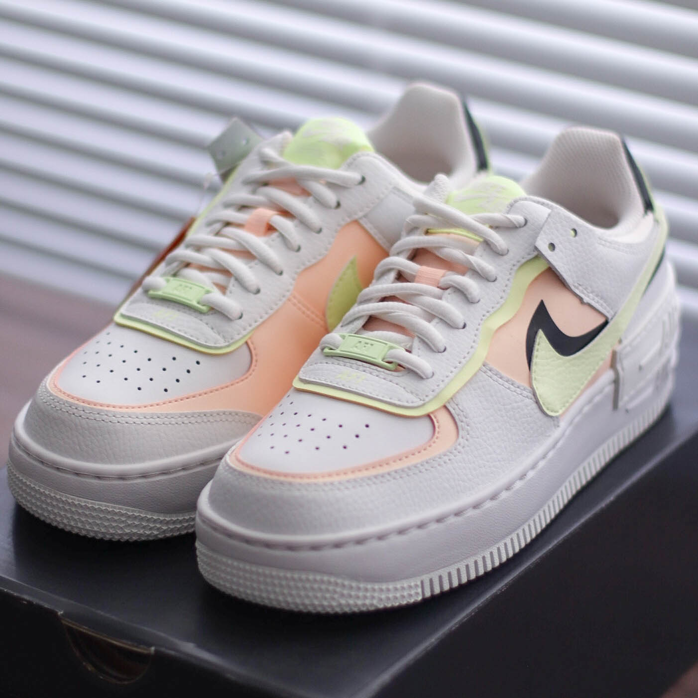 AIR FORCE 1 SHADOW CRIMSON TINT - CI0919 107