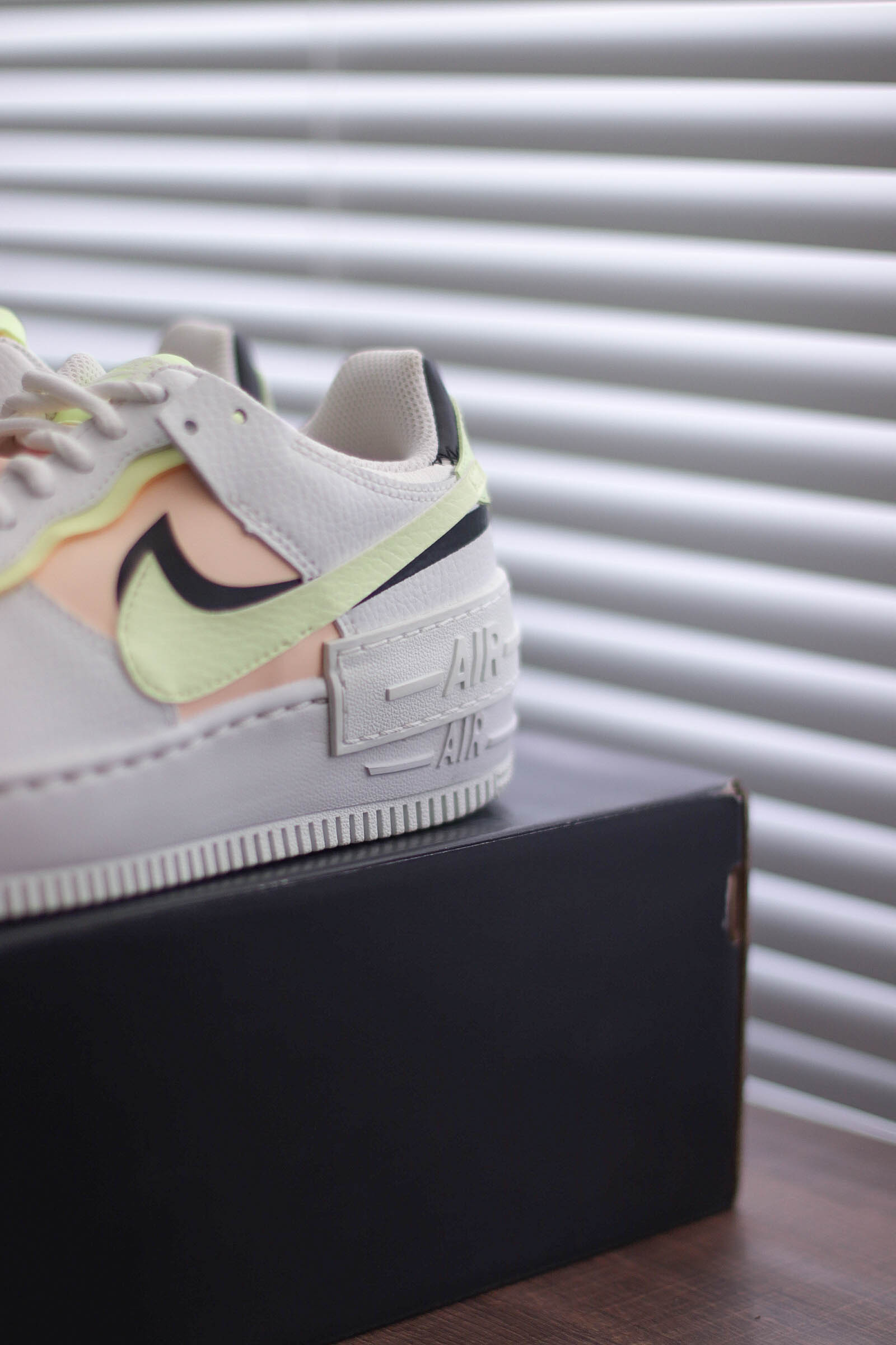 AIR FORCE 1 SHADOW CRIMSON TINT - CI0919 107
