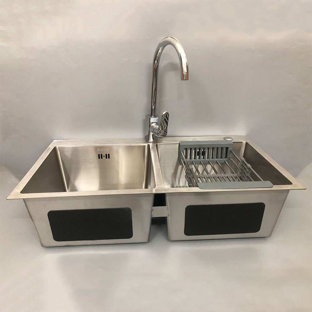 Chậu rửa bát inox + Vòi chậu