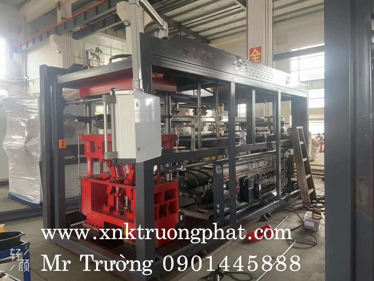 DÂY CHUYỀN MÁY LÀM CỐC NHỰA DÙNG 1 LẦN