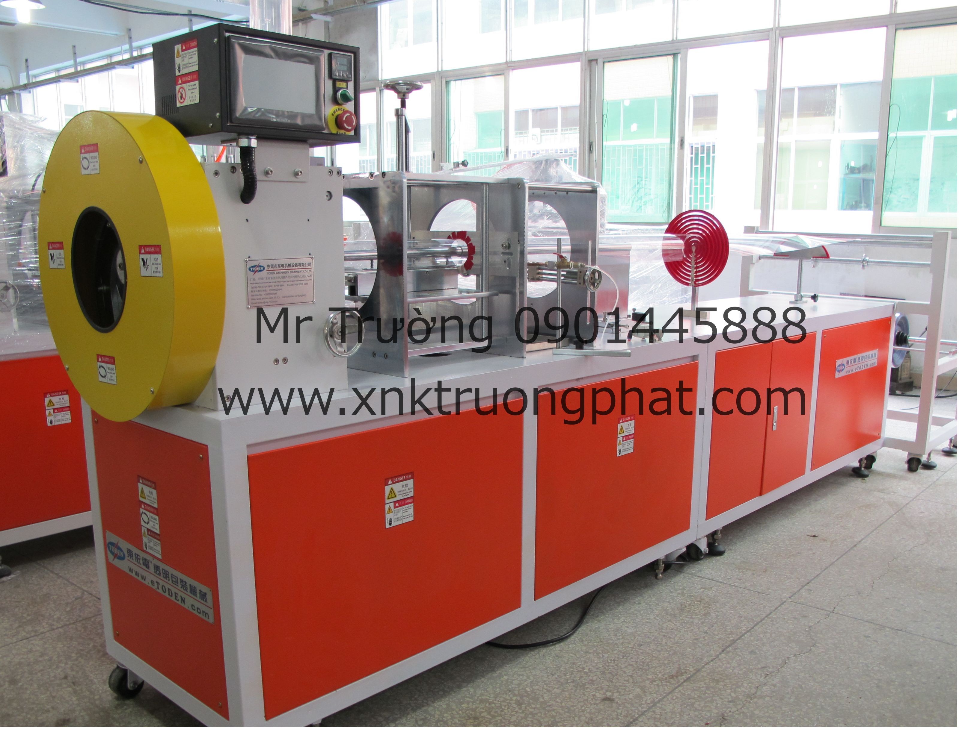 Máy làm hộp PVC, PET tròn PVC PET  giá tốt