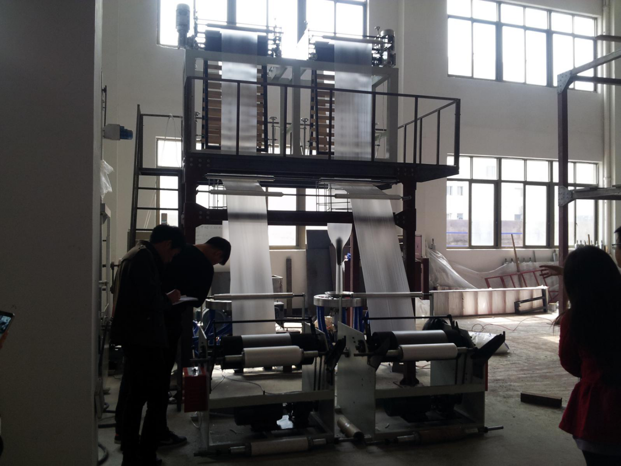 Máy thổi QS-DH65 hai đầu thổi khổ 200-600