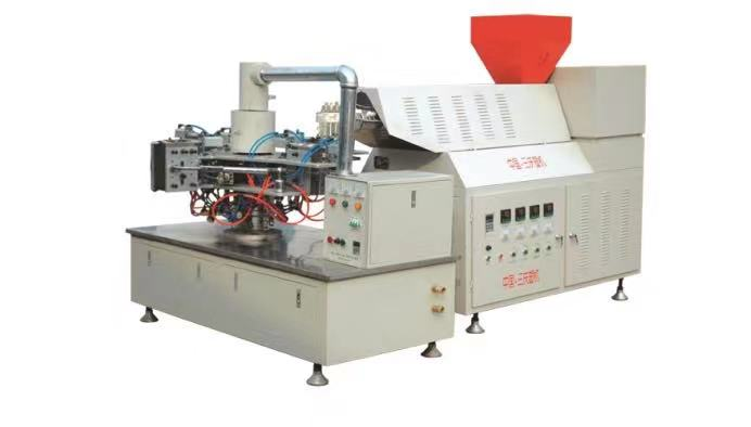 Máy đúc thổi quay 4 khuôn 55 - Máy làm vỏ gói thạch xoắn