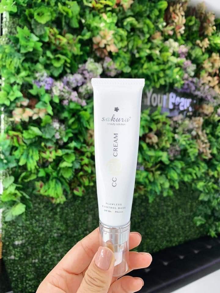 Kem chống nắng trang điểm Sakura CC Cream Flawless Control Base 40ml