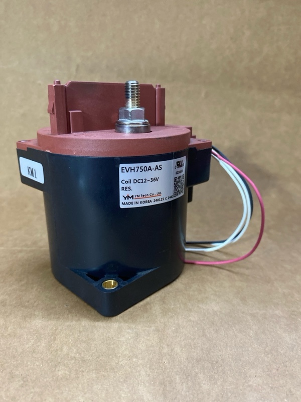 Contactor DC EVH750A-AS thực tế - góc nhìn trước