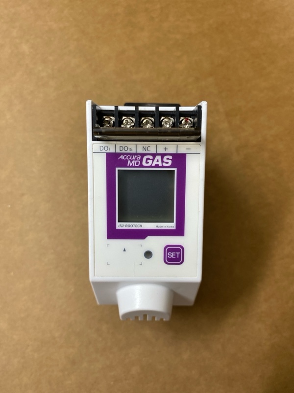 Hình ảnh thực tế cảm biến gas công nghiệp Accura MD-GAS - góc chụp 1
