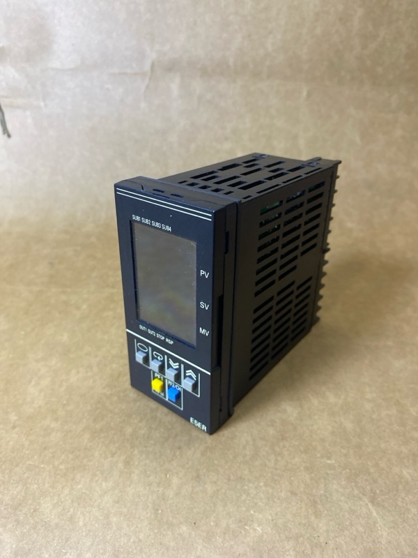 Bộ điều khiển nhiệt độ Omron E5ER-QTB-DRT có truyền thông DeviceNet