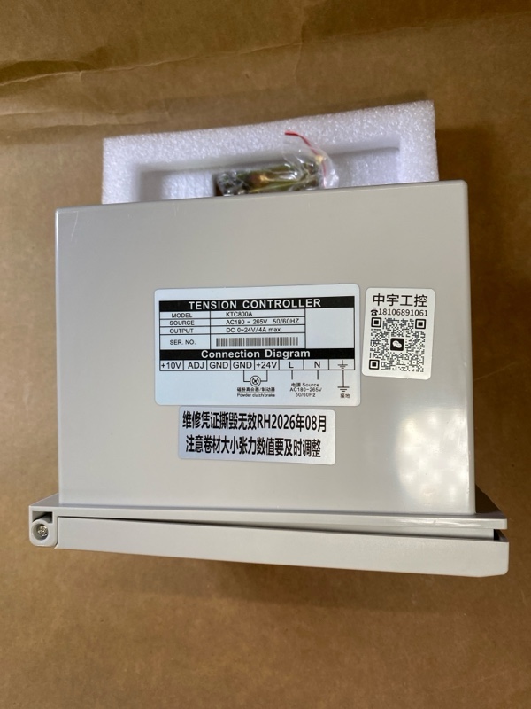 Hình ảnh thực tế bộ điều khiển lực căng KTC800A - chi tiết mặt trước