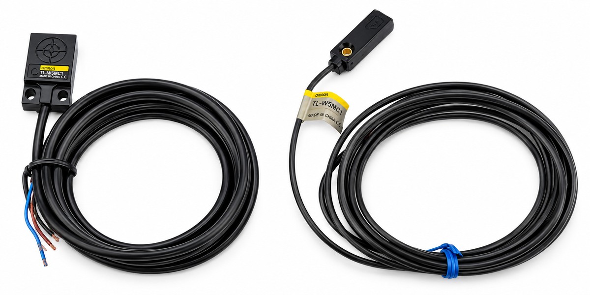 Cảm biến tiệm cận Omron TL-W5MC1 dạng dẹt