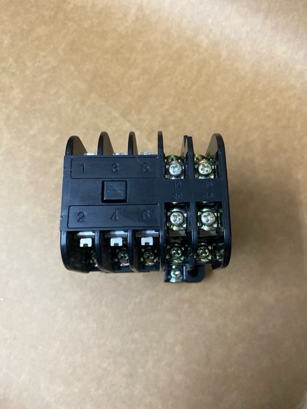 Contactor Fuji SRC3631-5-1 – Công tắc tơ từ Fuji Electric Nhật Bản