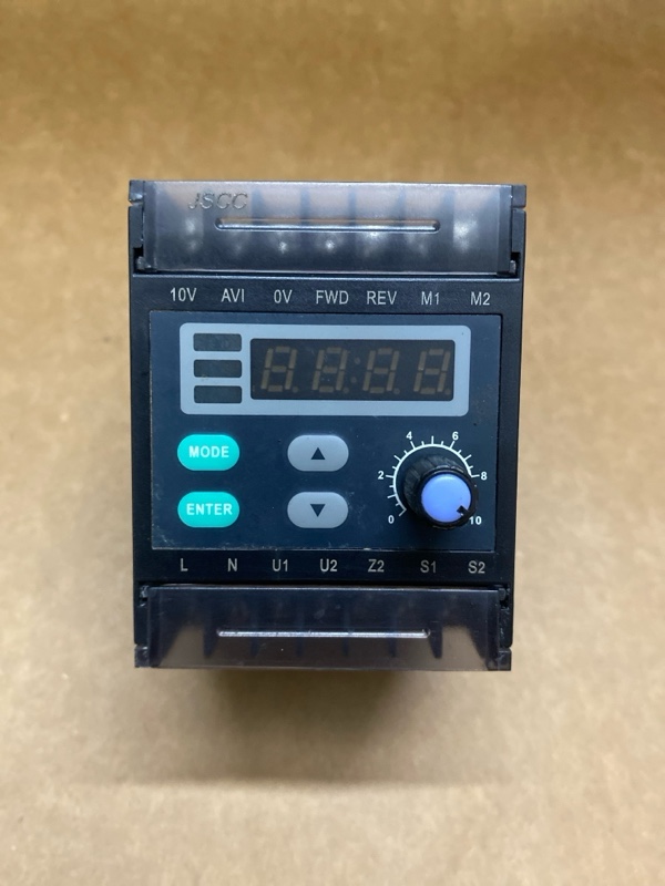 Bộ điều tốc động cơ một pha 220V JSCC SK200E