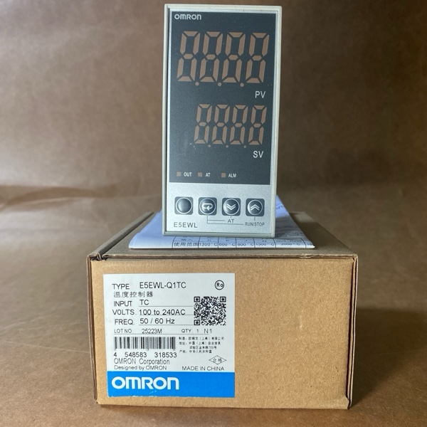 Hình ảnh thực tế bộ điều khiển nhiệt độ Omron E5EWL-Q1TC - góc nhìn tổng thể