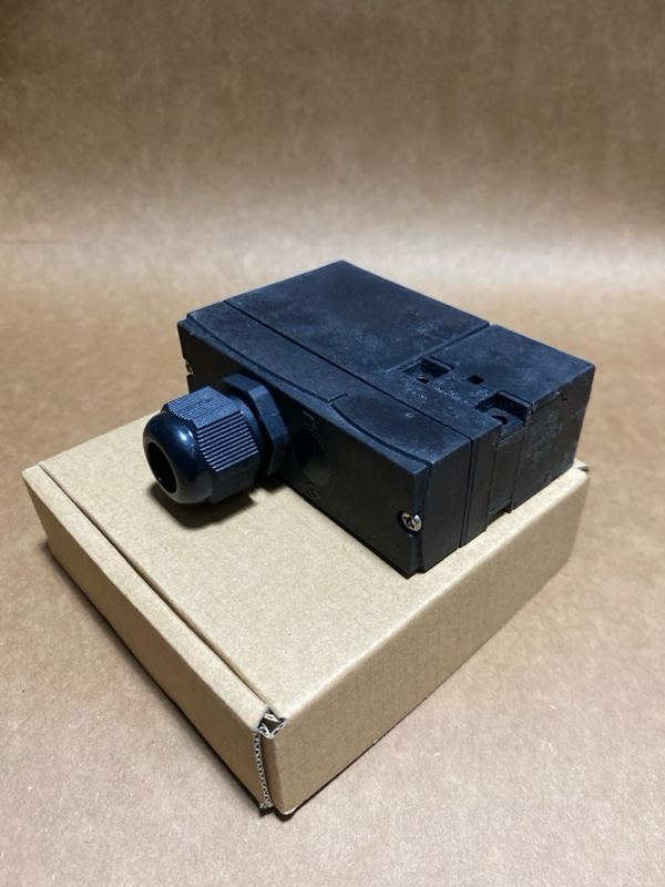 Chi tiết thân khóa liên động Schmersal AZM 170SK-02/01ZRKA